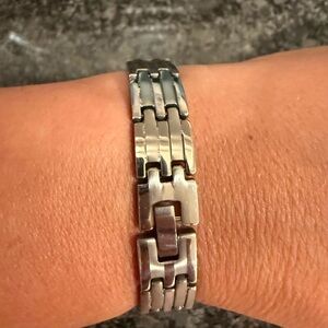 Stainless Steel Silver Link Watch Band Style Bracelet